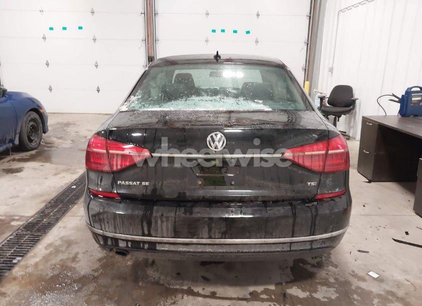 Photo 17 of 2016 Volkswagen Passat 1.8T SE (VIN 1VWBS7A33GC056668)