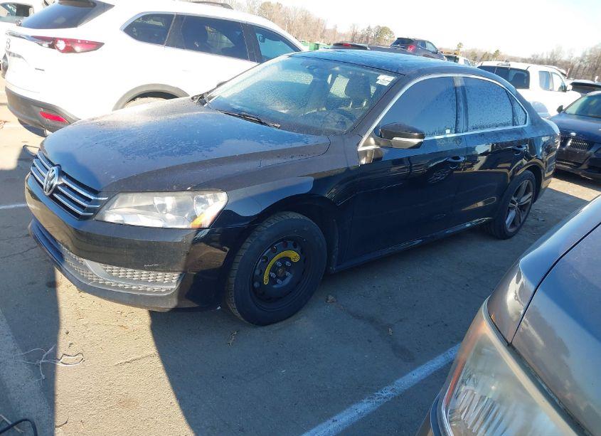 Photo 2 of 2014 Volkswagen Passat 1.8T SE (VIN 1VWBS7A34EC093788)