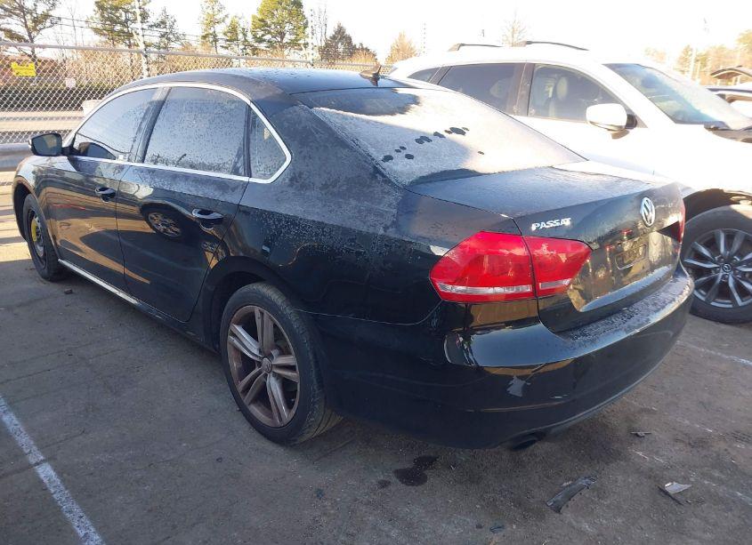 Photo 3 of 2014 Volkswagen Passat 1.8T SE (VIN 1VWBS7A34EC093788)