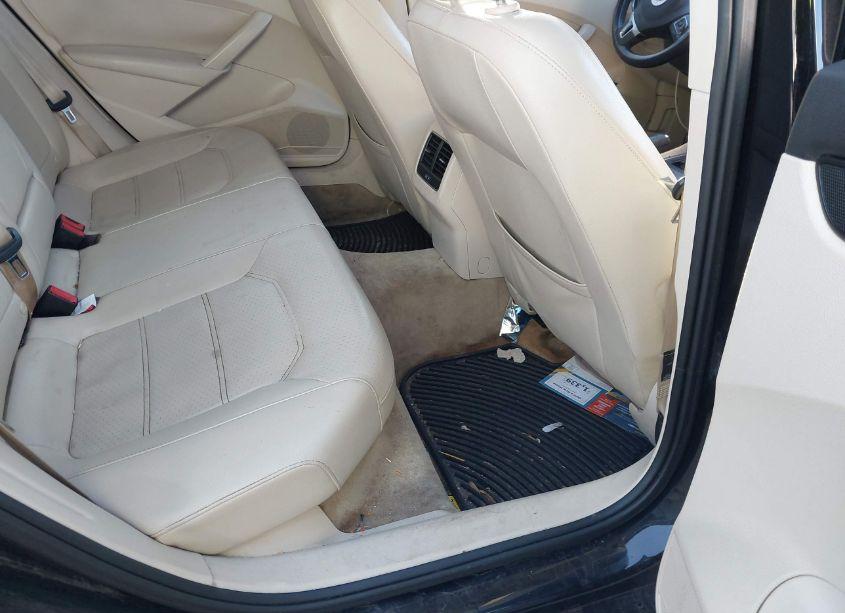 Photo 8 of 2014 Volkswagen Passat 1.8T SE (VIN 1VWBS7A34EC093788)