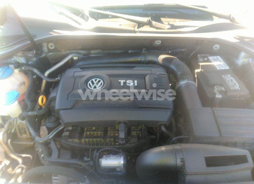 Photo 10 of 2016 Volkswagen Passat 1.8T SE (VIN 1VWBS7A34GC059434)