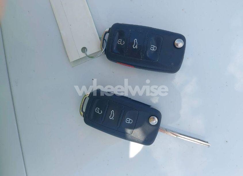 Photo 11 of 2014 Volkswagen Passat 1.8T SE (VIN 1VWBS7A35EC098479)