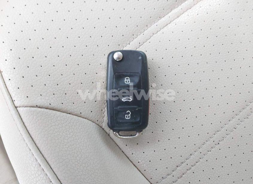 Photo 11 of 2014 Volkswagen Passat 1.8T SE (VIN 1VWBS7A36EC098152)