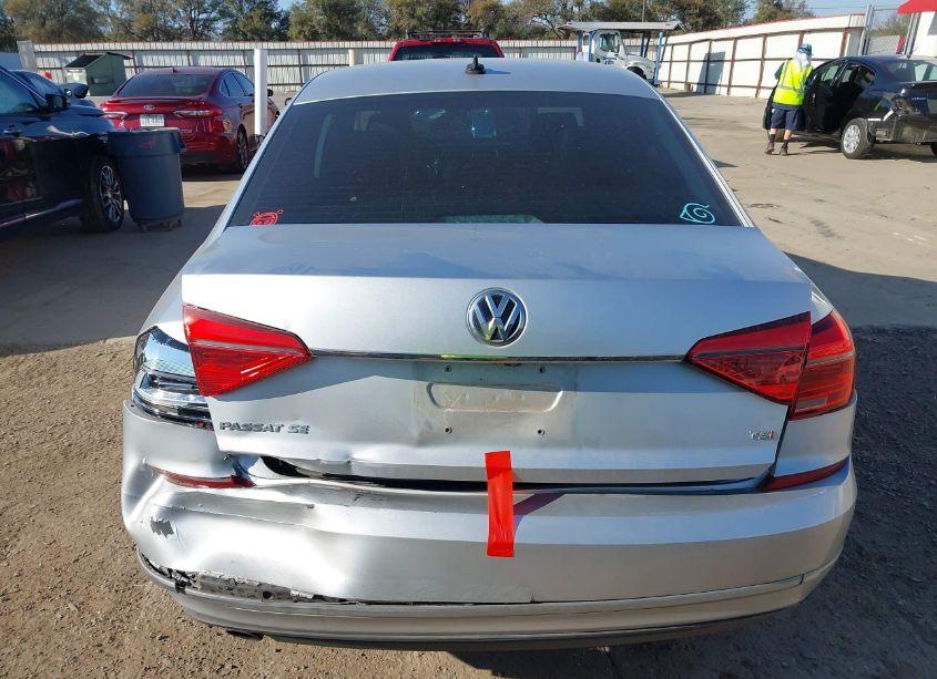 Photo 16 of 2016 Volkswagen Passat 1.8T SE (VIN 1VWBS7A36GC022224)