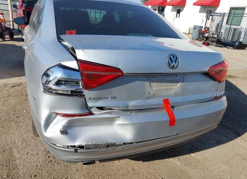 Photo 6 of 2016 Volkswagen Passat 1.8T SE (VIN 1VWBS7A36GC022224)