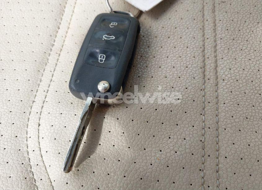 Photo 11 of 2014 Volkswagen Passat 1.8T SE (VIN 1VWBS7A37EC079738)