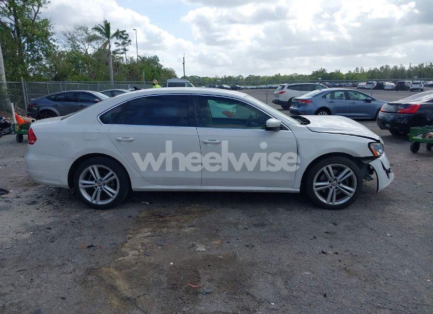 Photo 14 of 2014 Volkswagen Passat 1.8T SE (VIN 1VWBS7A37EC079738)