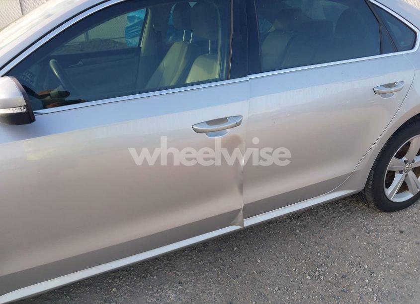 Photo 12 of 2015 Volkswagen Passat 1.8T SE (VIN 1VWBS7A37FC019833)