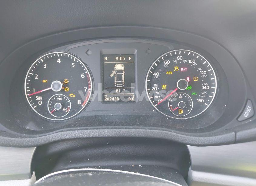 Photo 7 of 2015 Volkswagen Passat 1.8T SE (VIN 1VWBS7A37FC019833)