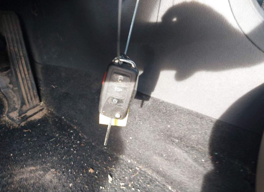 Photo 11 of 2015 Volkswagen Passat 1.8T SE (VIN 1VWBS7A37FC064500)