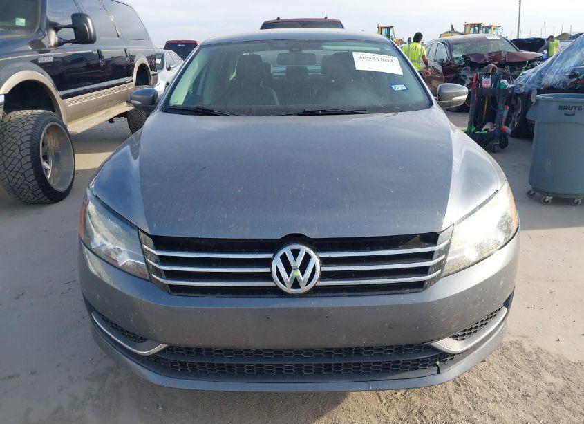 Photo 12 of 2015 Volkswagen Passat 1.8T SE (VIN 1VWBS7A37FC064500)