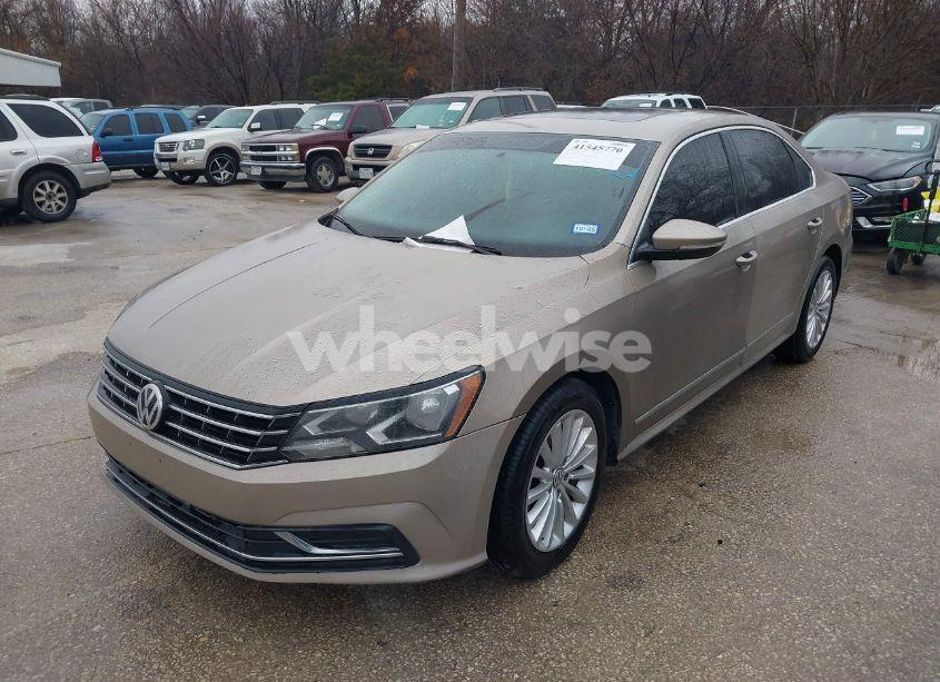 Photo 2 of 2016 Volkswagen Passat 1.8T SE (VIN 1VWBS7A37GC010079)