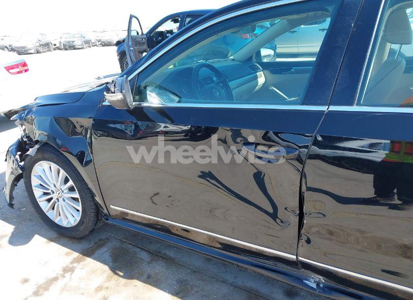 Photo 17 of 2016 Volkswagen Passat 1.8T SE (VIN 1VWBS7A37GC062246)