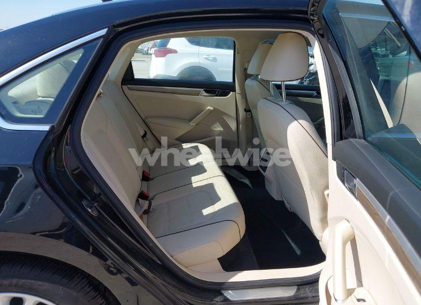 Photo 8 of 2016 Volkswagen Passat 1.8T SE (VIN 1VWBS7A37GC062246)