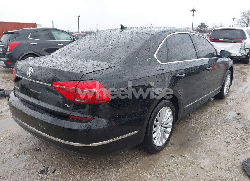 Photo 4 of 2016 Volkswagen Passat 1.8T SE (VIN 1VWBS7A37GC069617)
