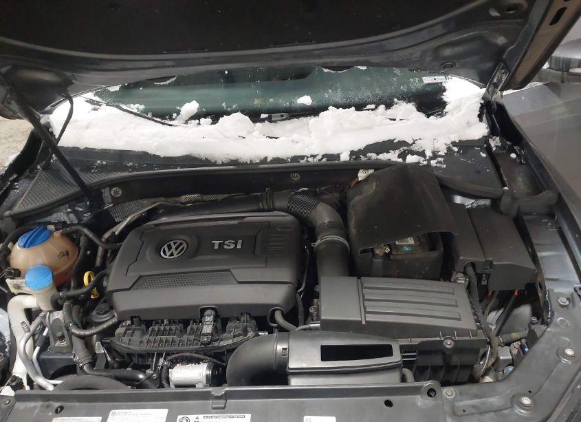 Photo 10 of 2014 Volkswagen Passat 1.8T SE (VIN 1VWBS7A38EC095303)