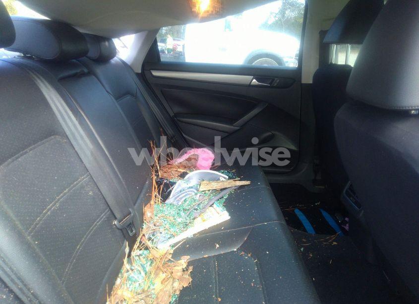 Photo 8 of 2014 Volkswagen Passat 1.8T SE (VIN 1VWBS7A38EC118384)