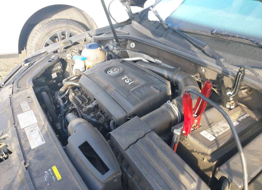 Photo 10 of 2016 Volkswagen Passat 1.8T SE (VIN 1VWBS7A38GC033936)