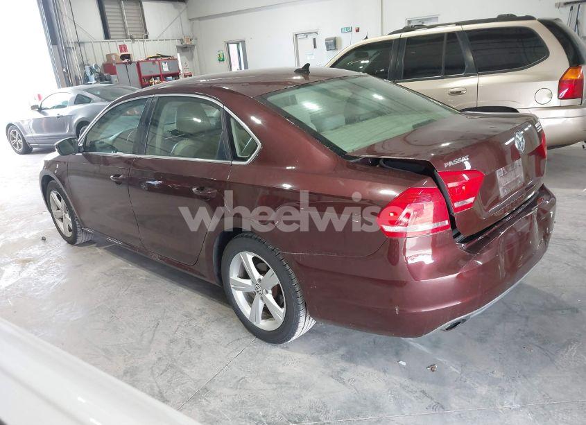 Photo 3 of 2014 Volkswagen Passat 1.8T SE (VIN 1VWBS7A39EC070670)