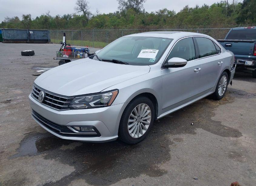 Photo 2 of 2016 Volkswagen Passat 1.8T SE (VIN 1VWBS7A39GC057405)