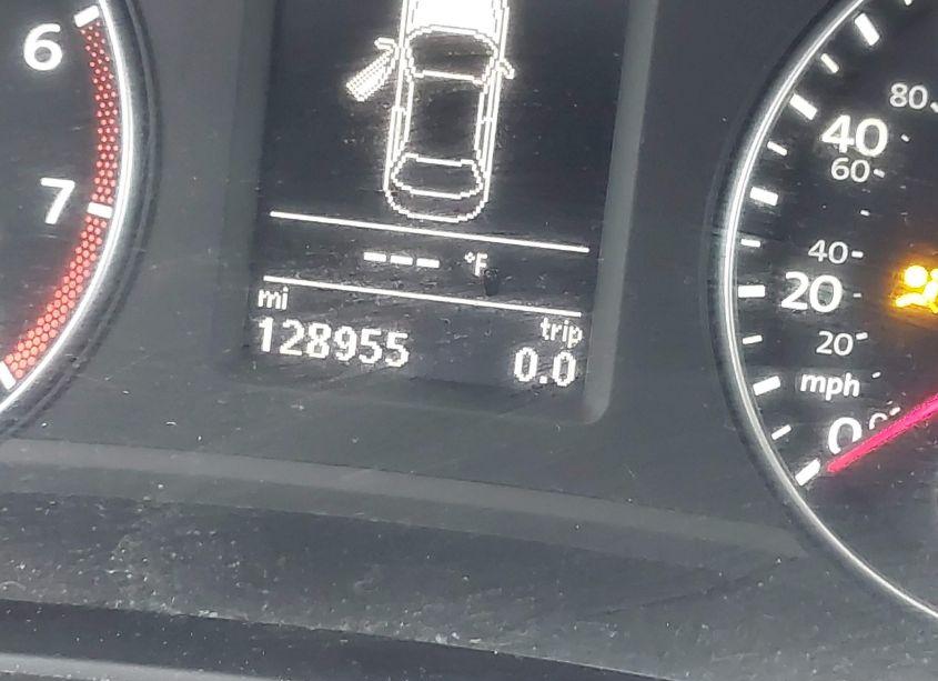 Photo 16 of 2014 Volkswagen Passat 1.8T SE (VIN 1VWBS7A3XEC039881)