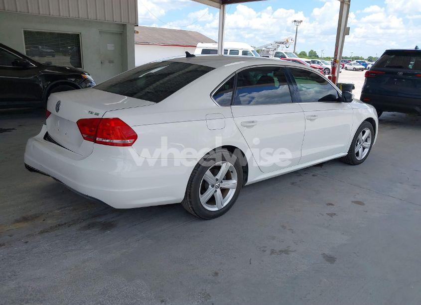 Photo 4 of 2014 Volkswagen Passat 1.8T SE (VIN 1VWBS7A3XEC060844)