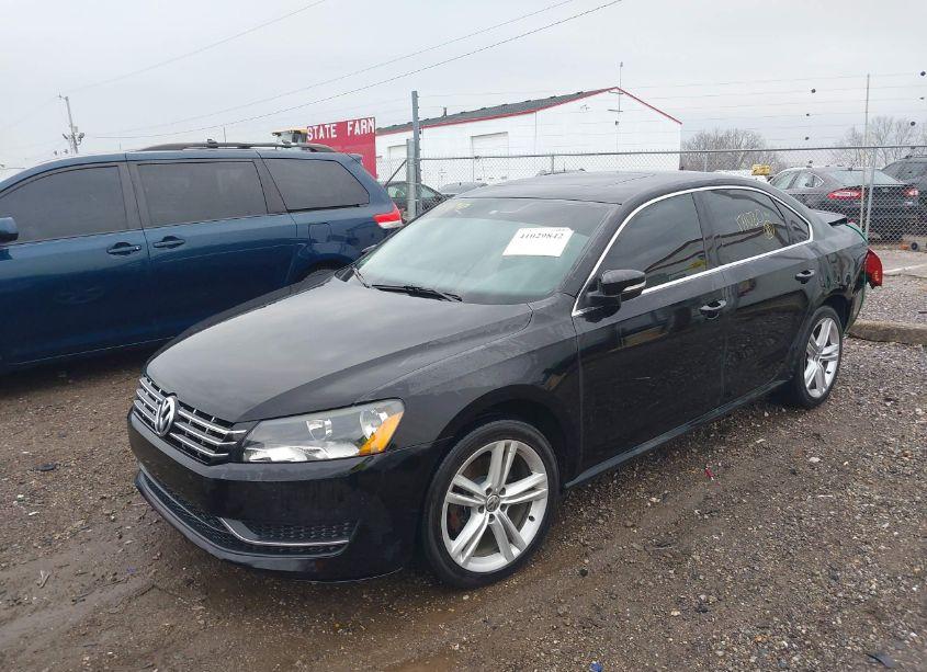 Photo 2 of 2014 Volkswagen Passat 1.8T SE (VIN 1VWBS7A3XEC065817)