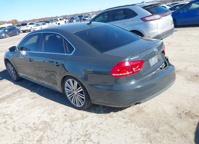 Photo 3 of 2014 Volkswagen Passat 1.8T SPORT (VIN 1VWBS7A3XEC079572)