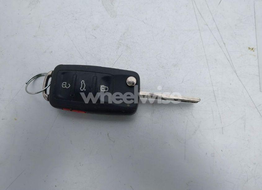 Photo 11 of 2015 Volkswagen Passat 1.8T SPORT (VIN 1VWBS7A3XFC036366)