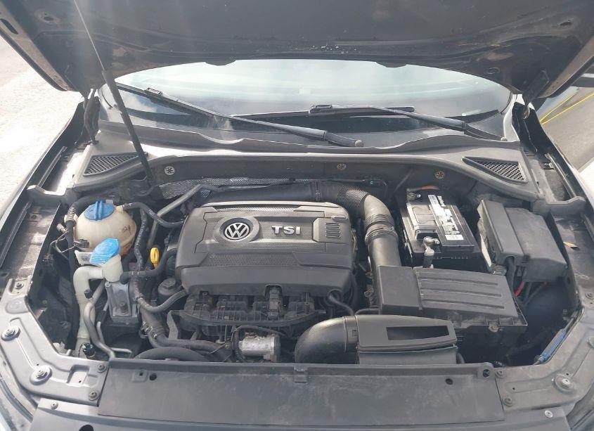 Photo 10 of 2015 Volkswagen Passat 1.8T SE (VIN 1VWBS7A3XFC121028)