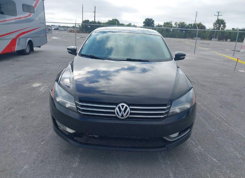 Photo 12 of 2015 Volkswagen Passat 1.8T SE (VIN 1VWBS7A3XFC121028)