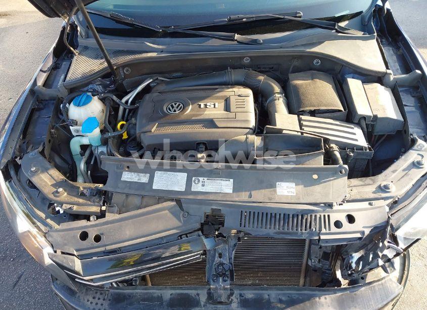 Photo 10 of 2014 Volkswagen Passat 1.8T SE (VIN 1VWBT7A30EC092411)