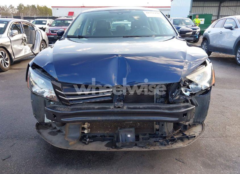 Photo 6 of 2014 Volkswagen Passat 1.8T SE (VIN 1VWBT7A30EC092411)