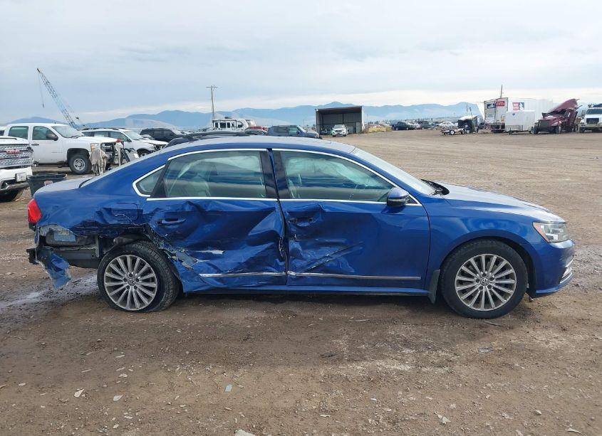 Photo 14 of 2016 Volkswagen Passat 1.8T SE (VIN 1VWBT7A30GC005996)