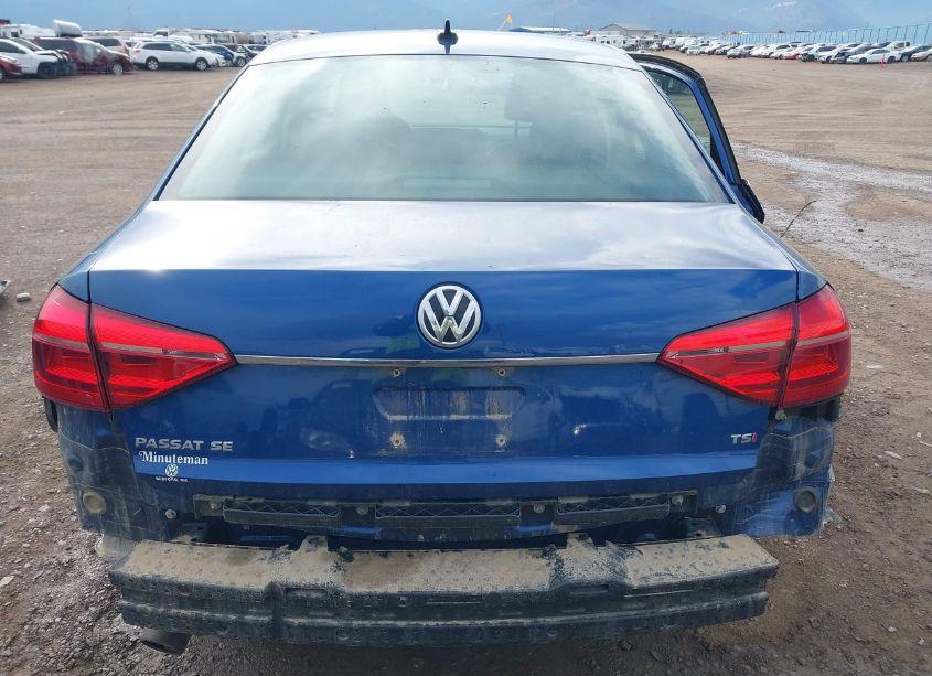 Photo 17 of 2016 Volkswagen Passat 1.8T SE (VIN 1VWBT7A30GC005996)