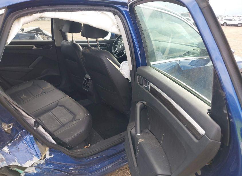 Photo 8 of 2016 Volkswagen Passat 1.8T SE (VIN 1VWBT7A30GC005996)