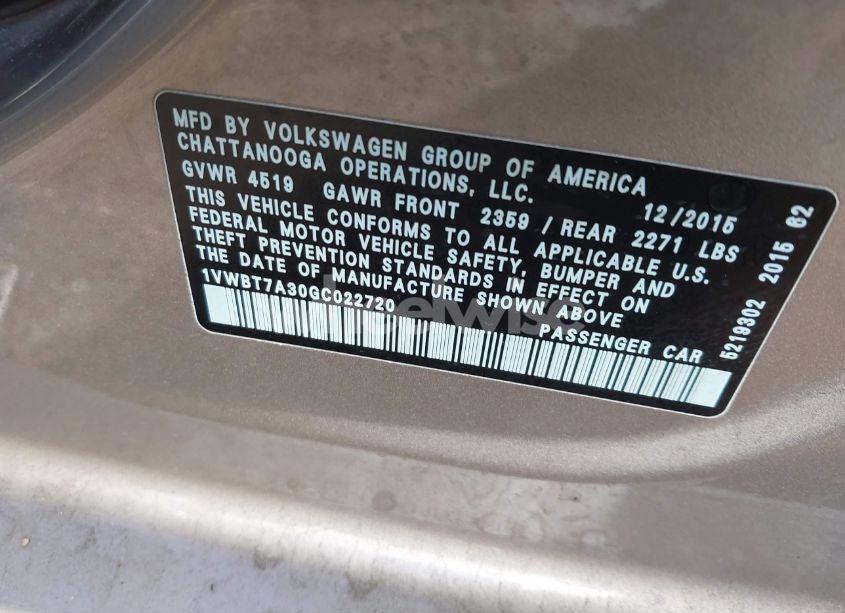 Photo 9 of 2016 Volkswagen Passat 1.8T SE (VIN 1VWBT7A30GC022720)