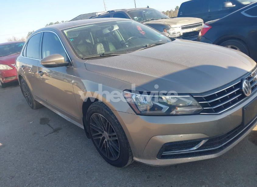 2016 Volkswagen Passat 1.8T SE (VIN 1VWBT7A30GC059332) main photo