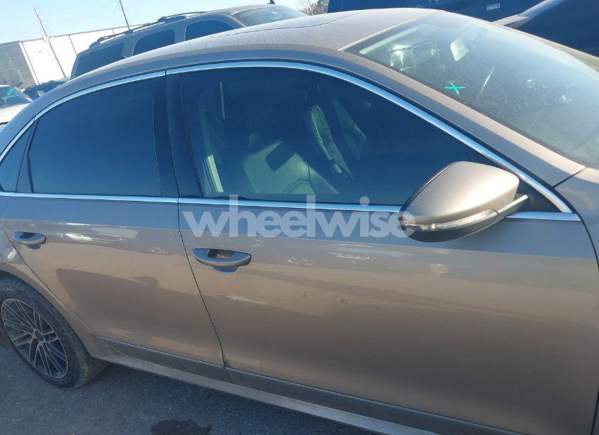 Photo 13 of 2016 Volkswagen Passat 1.8T SE (VIN 1VWBT7A30GC059332)