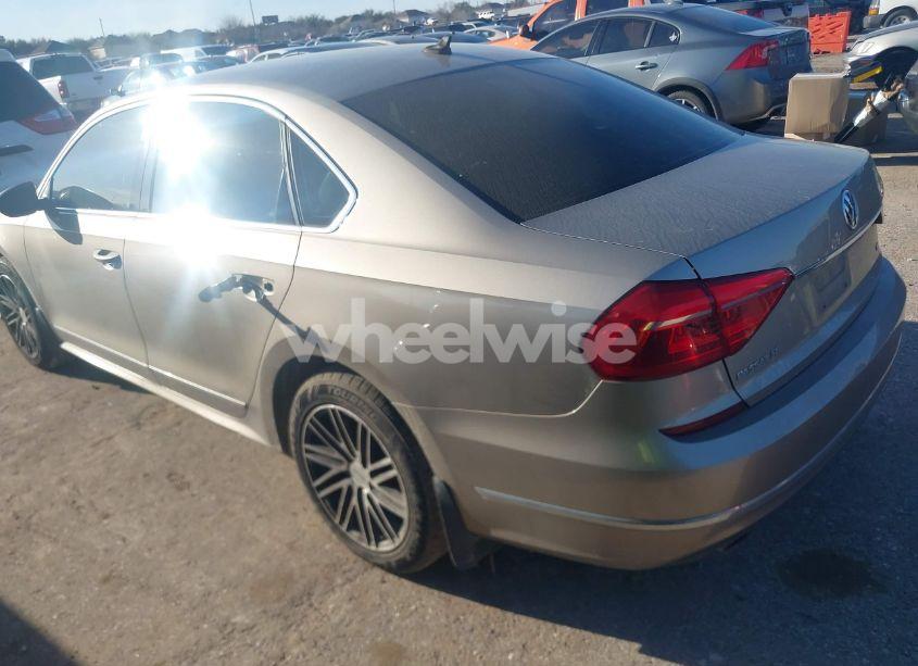 Photo 3 of 2016 Volkswagen Passat 1.8T SE (VIN 1VWBT7A30GC059332)