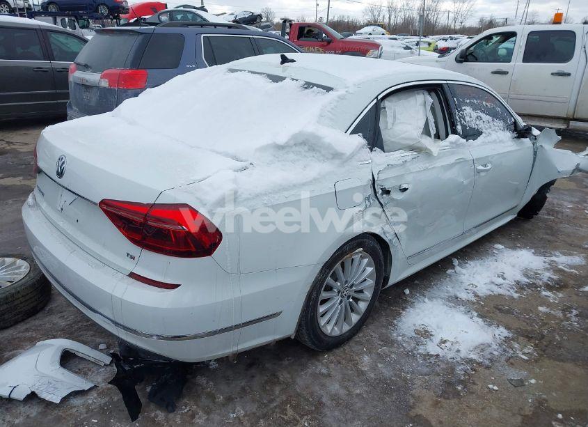 Photo 4 of 2017 Volkswagen Passat 1.8T SE (VIN 1VWBT7A30HC039387)