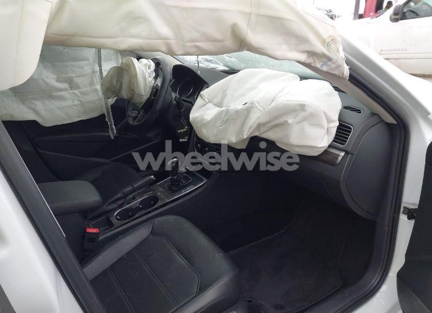 Photo 5 of 2017 Volkswagen Passat 1.8T SE (VIN 1VWBT7A30HC039387)