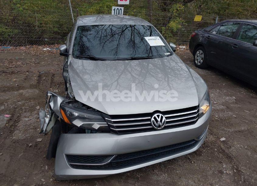 Photo 12 of 2014 Volkswagen Passat 1.8T SE (VIN 1VWBT7A31EC046814)