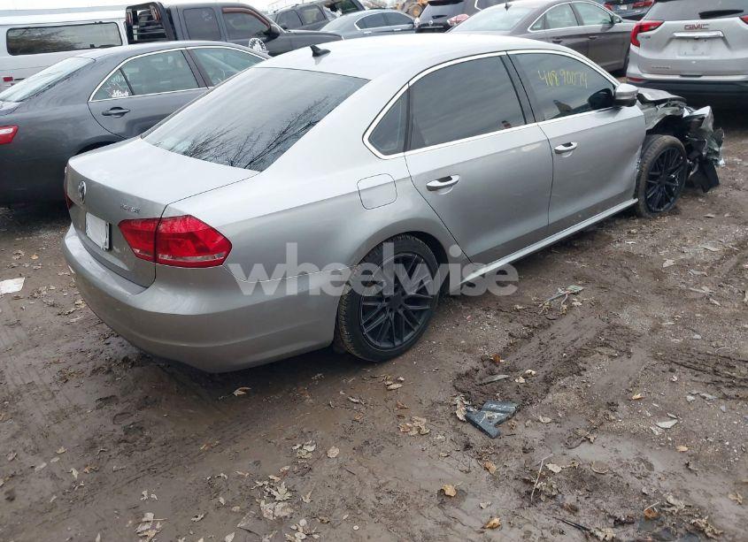 Photo 4 of 2014 Volkswagen Passat 1.8T SE (VIN 1VWBT7A31EC046814)