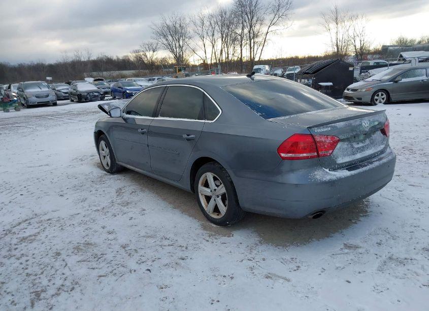 Photo 3 of 2014 Volkswagen Passat 1.8T SE (VIN 1VWBT7A31EC064858)