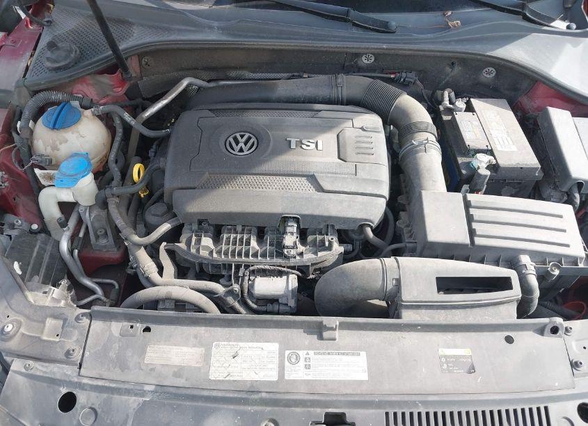 Photo 10 of 2015 Volkswagen Passat 1.8T SE (VIN 1VWBT7A31FC019274)