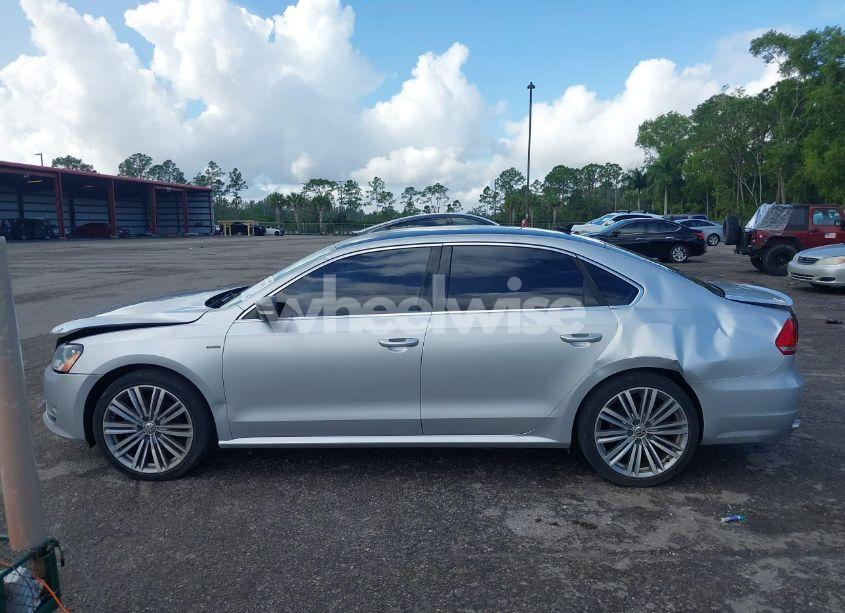 Photo 14 of 2015 Volkswagen Passat 1.8T SPORT (VIN 1VWBT7A31FC105636)