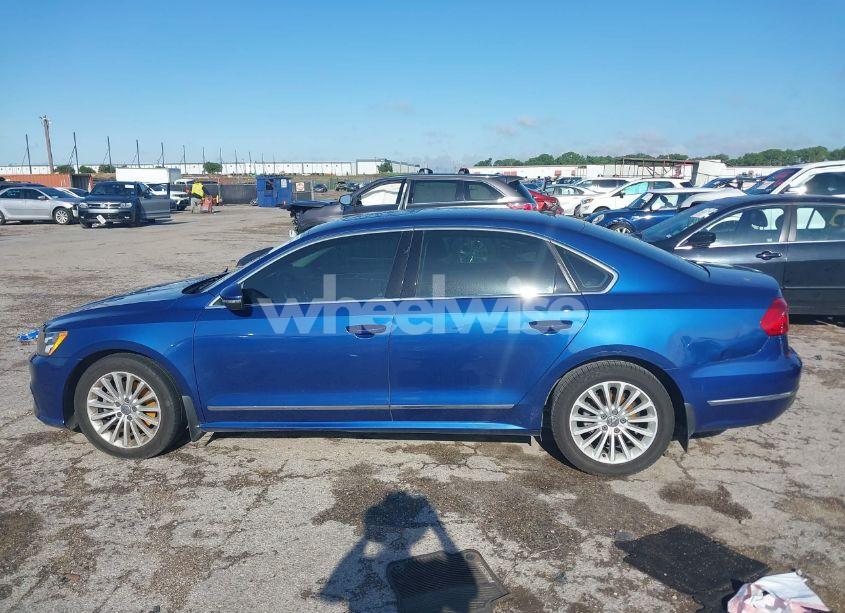 Photo 14 of 2016 Volkswagen Passat 1.8T SE (VIN 1VWBT7A31GC004291)