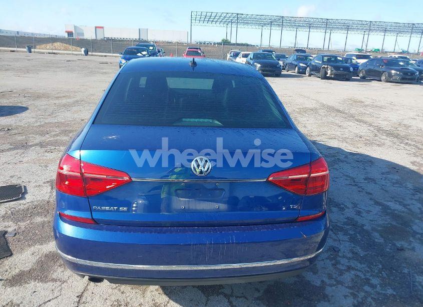 Photo 16 of 2016 Volkswagen Passat 1.8T SE (VIN 1VWBT7A31GC004291)