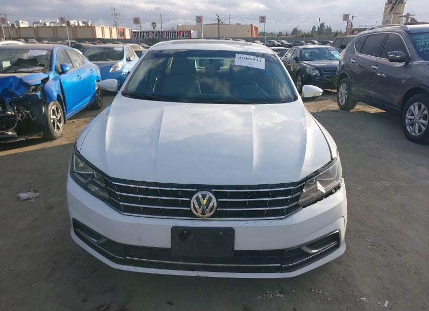 Photo 12 of 2016 Volkswagen Passat 1.8T SE (VIN 1VWBT7A31GC021334)